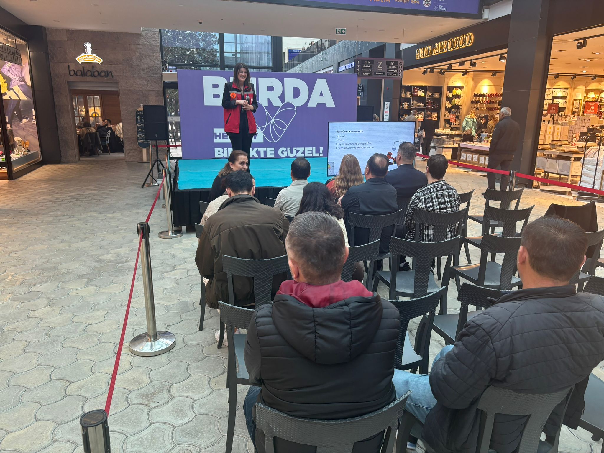 25 Kasım Kadına Yönelik Şiddete Karşı Uluslararası Mücadele Günü – Lüleburgaz’da Farkındalık Etkinliği