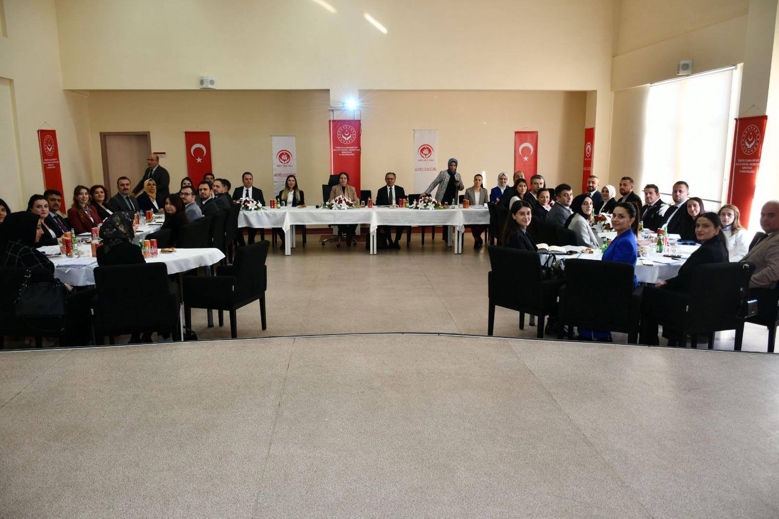 Bölgesel Sosyal Hizmet Merkezleri Toplantısı Kırıkkale’de Gerçekleştirildi
