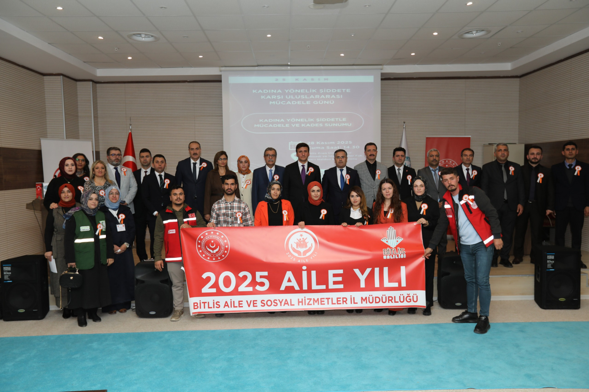 Bitlis’te Kadına Yönelik Şiddetle Mücadele Programı Düzenlendi