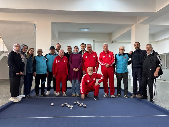 Rıfat Kartal Huzurevi 60 Yaş ve Üstü Yetişkin Gençler Huzur Bocce Şampiyonasına Katıldı