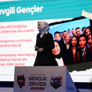 Aile ve Sosyal Hizmetler Bakanımız Göktaş, Halkbank Gençİz'25 Zirvesi'nde konuştu - fotoğraf 4