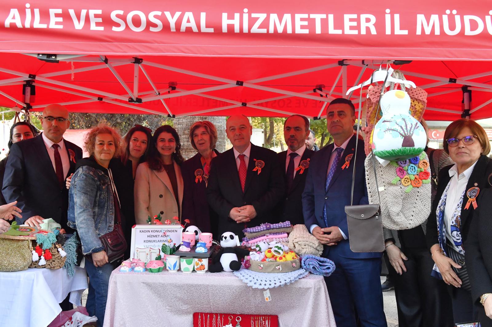 25 Kasım Kadına Yönelik Şiddete Karşı Uluslararası Mücadele Günü Etkinlikleri Kapsamında Kadın Ürünleri Sergisi Düzenlendi