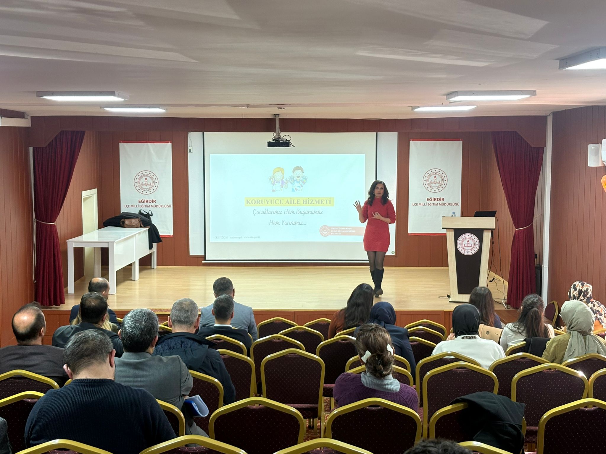 Eğirdir'de 2025 Aile Yılı Bilgilendirme Çalışmaları