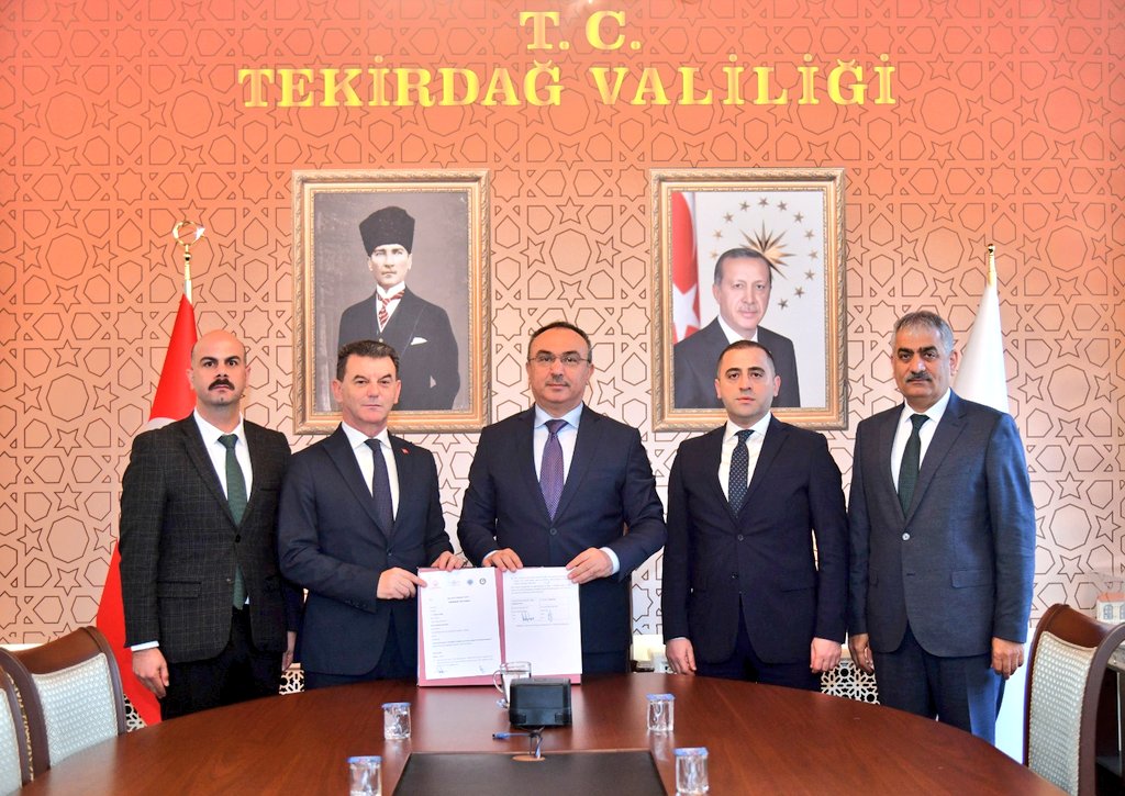 Kapaklı'nın Çınarlarına Dijital Vefa Köprüsü Projesi İmzalandı