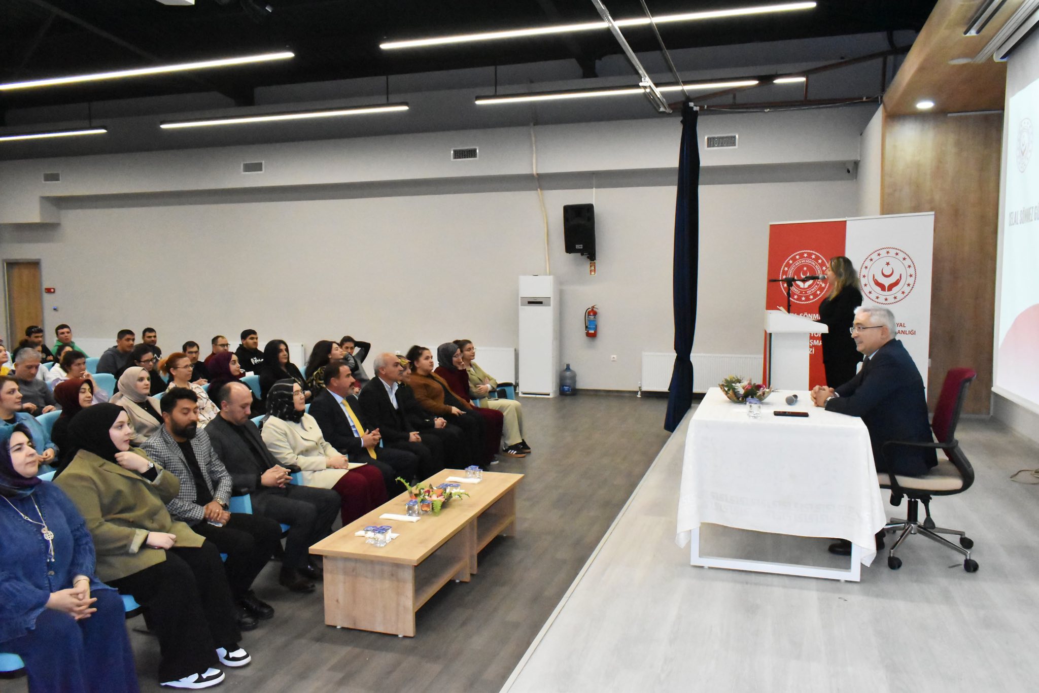 İl Müdürlüğümüzden Personelimize Teşekkür Belgesi Takdimi