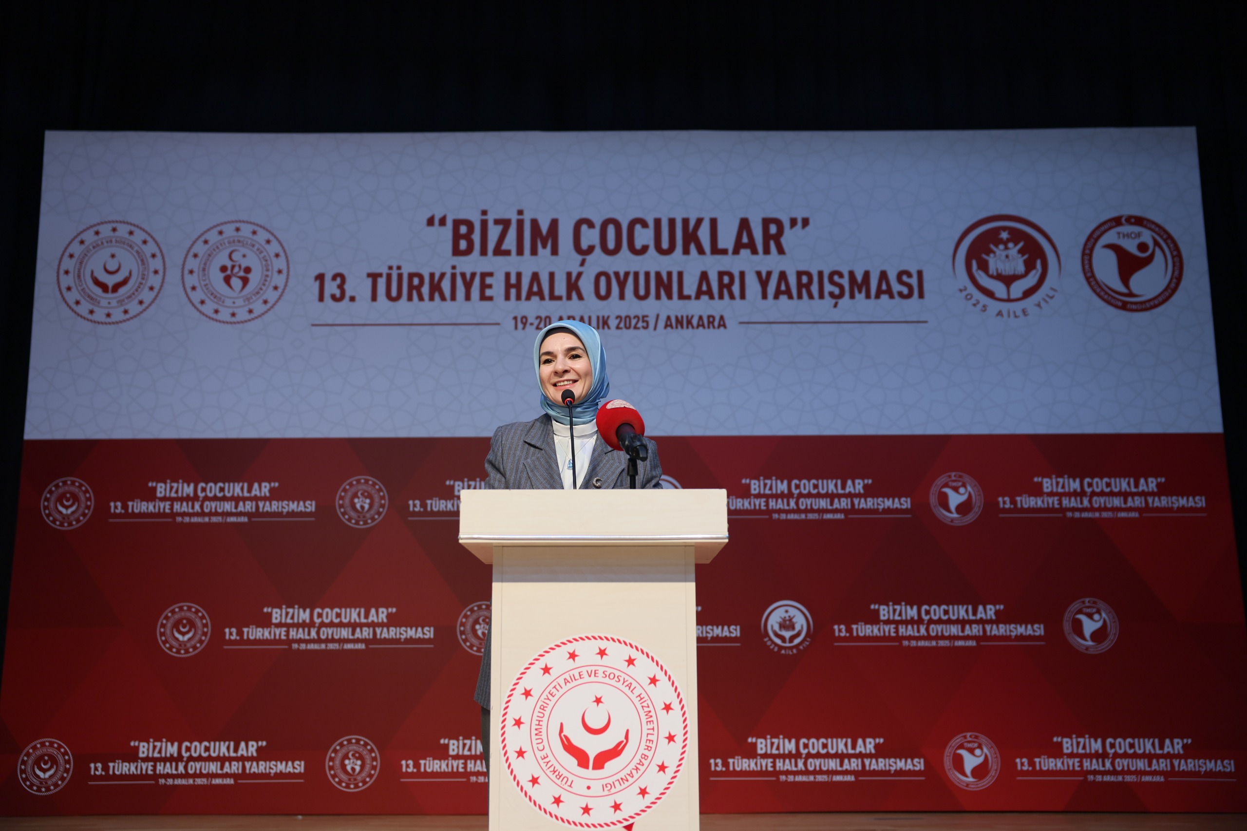 Aile ve Sosyal Hizmetler Bakanımız Göktaş, “Bizim Çocuklar” 13. Türkiye Halk Oyunları Yarışması açılışına katıldı