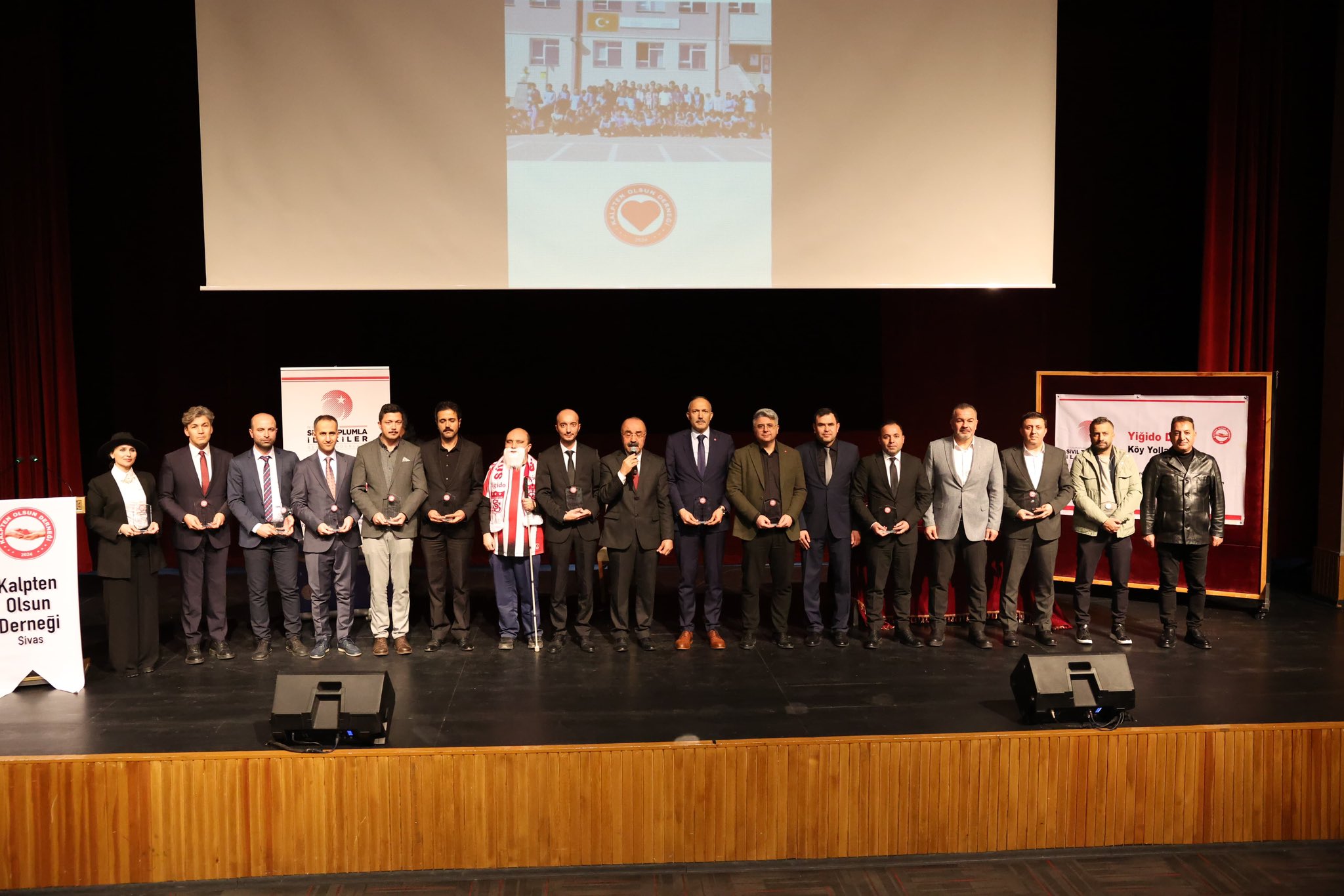 “Yiğido Dede Köy Yollarında” Programı Kapanış Töreni Gerçekleştirildi