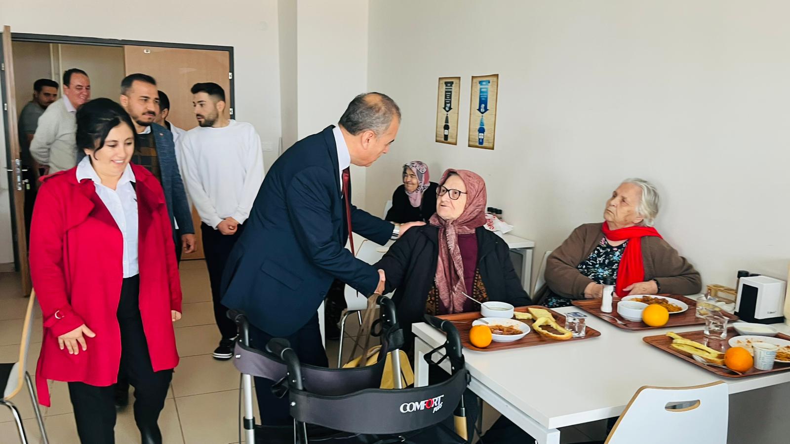 Hilmi Hafize Evin Huzurevine Ziyaret