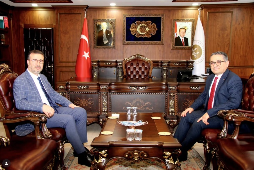 İl Müdürümüz Sayın Adem YÜCEL, Amasya İl Müftü Vekili Sayın Yılmaz ÖZBAKIR' I makamında ziyaret etti.