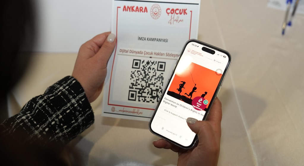 "Dijital Dünyada Çocuk Hakları Sözleşmesi"ne Yönelik 81 İlde Farkındalık Çalışmaları Yürütülüyor
