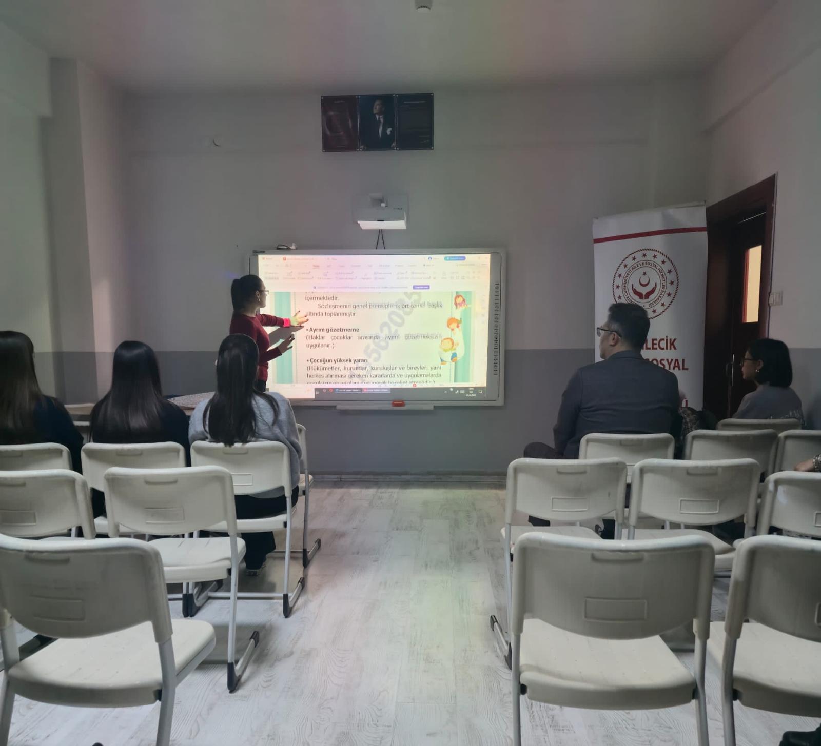 Akrandan Akrana Eğitim Modeli Kapsamında Farkındalık Eğitimi Gerçekleştirildi