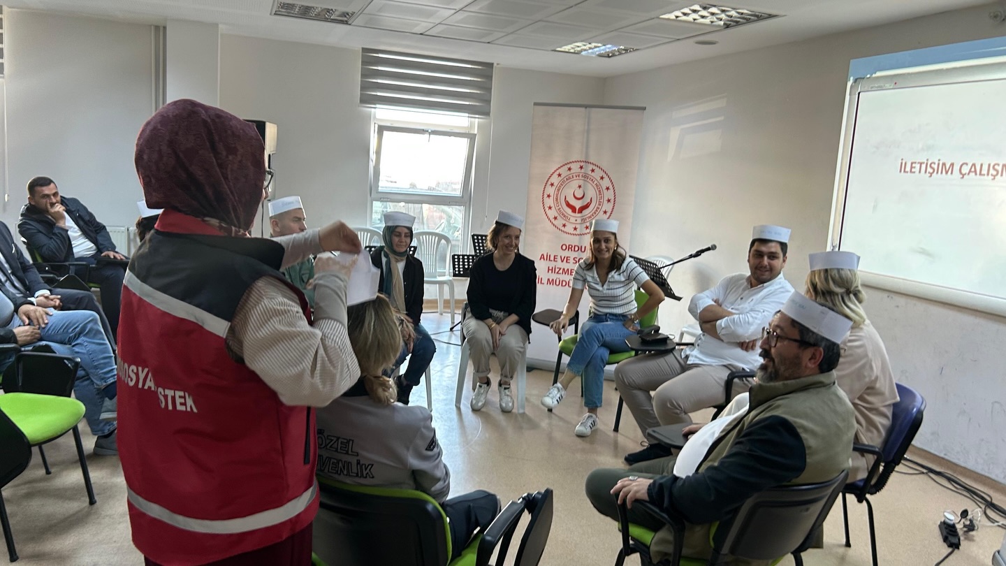 Ordu GSB Arama Kurtarma Ekibine "Psikolojik İlk Yardım" Eğitimi