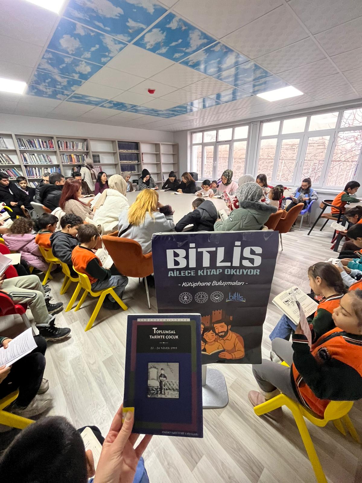 Bitlis Ailece Kitap Okuyor Projesi Kapsamında Adilcevaz’da Kitap Okuma Programı