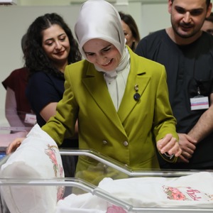 Bakanımız Göktaş'tan doğum yapan annelere "yeni yıl" ziyareti - fotoğraf 7