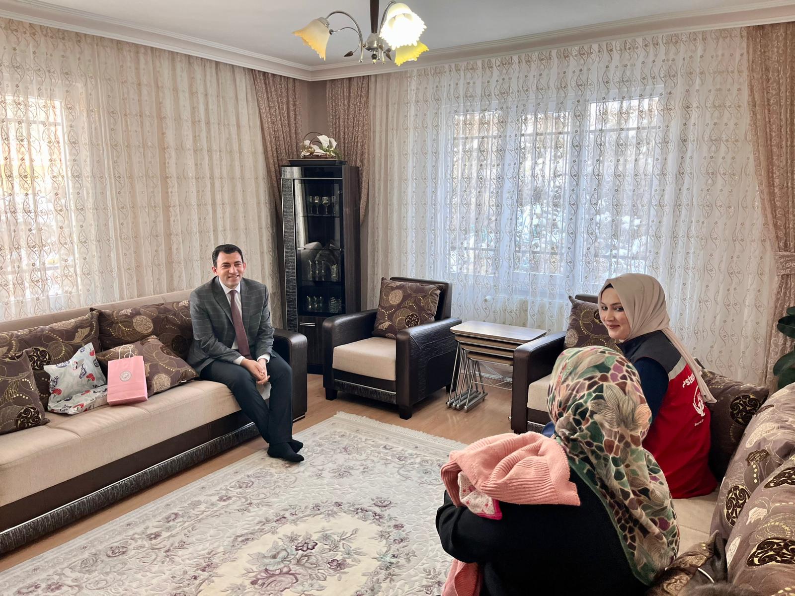 Yenidoğan Bebekler ve Ailelerine Tebrik Ziyareti