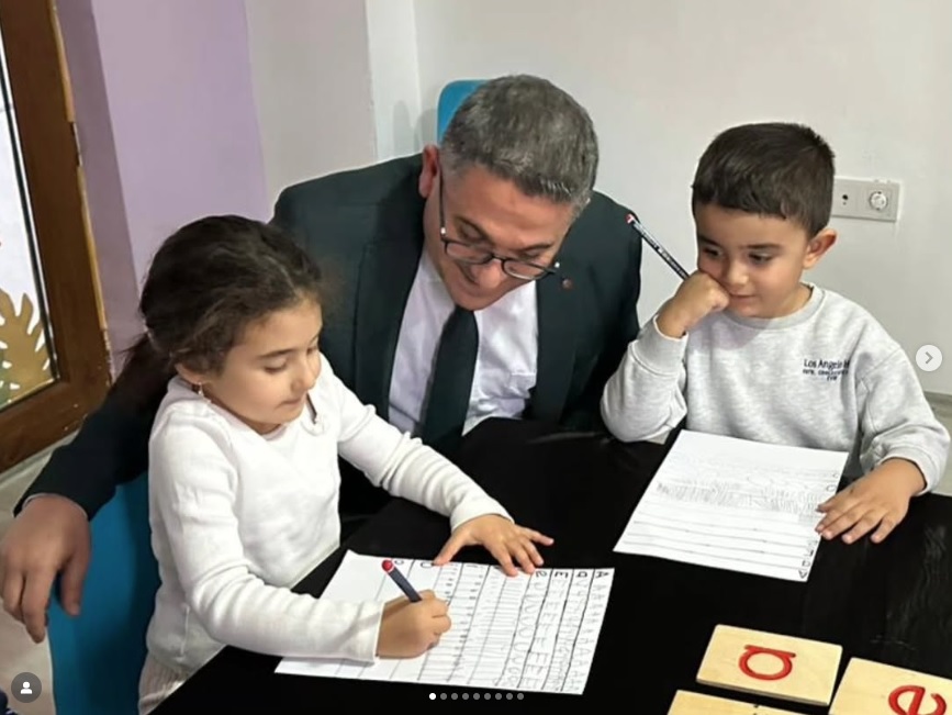 İl Müdürümüz Sayın Adem YÜCEL, Özel Deha Kreş ve Gündüz Bakımevi’ni ziyaret ederek çocuklarımızla bir araya geldi.