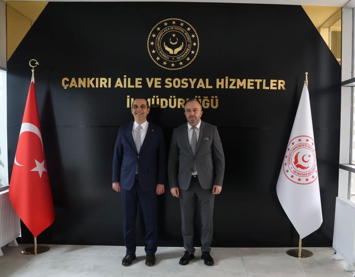 Valimiz Sn. M. Fırat TAŞOLAR'dan İl Müdürlüğümüze Anlamlı Ziyaret 