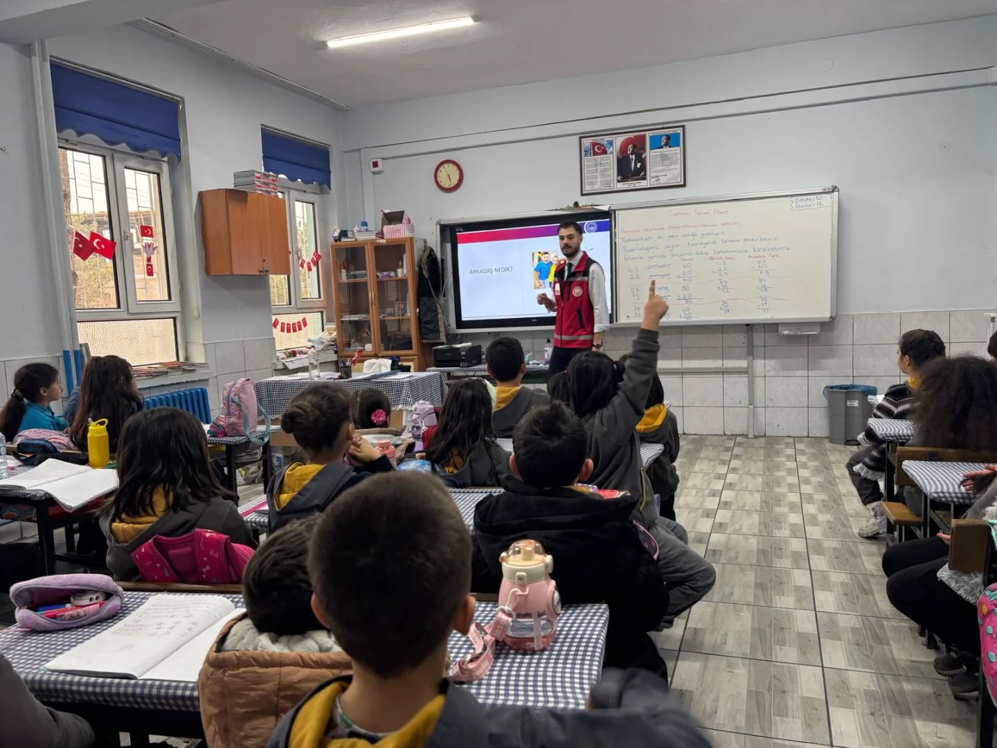 "Zorba Olma Arkadaş Ol" Farkındalık Eğitimi Gerçekleştirildi