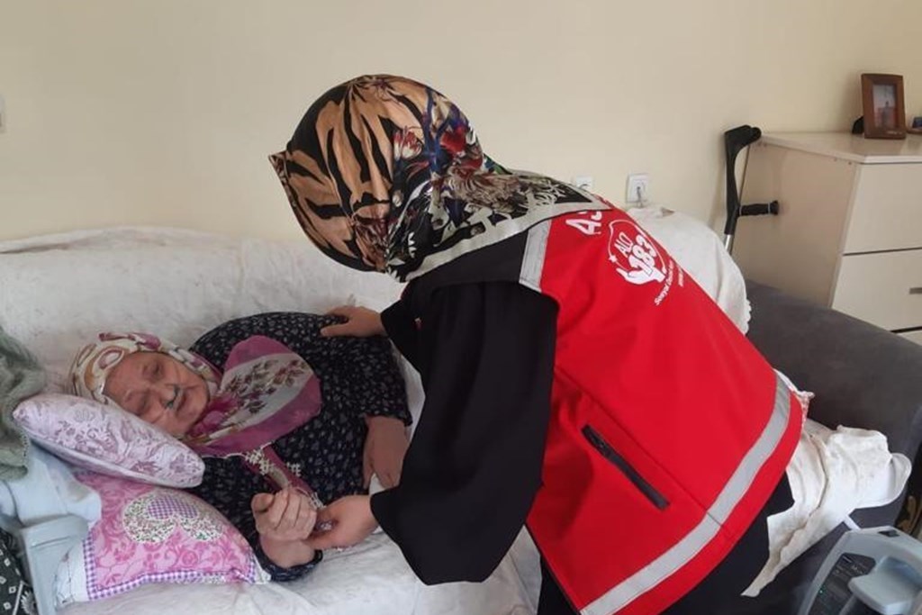 Bakanımız Göktaş: "Evde Bakım Yardımı ödemesini hesaplara yatırmaya başladık"