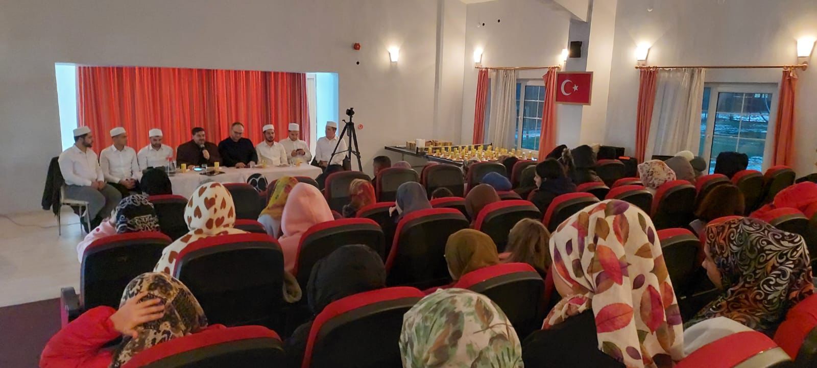 Miraç Kandili Dolayısıyla İlahi ve Kur'an-ı  Kerim Programı