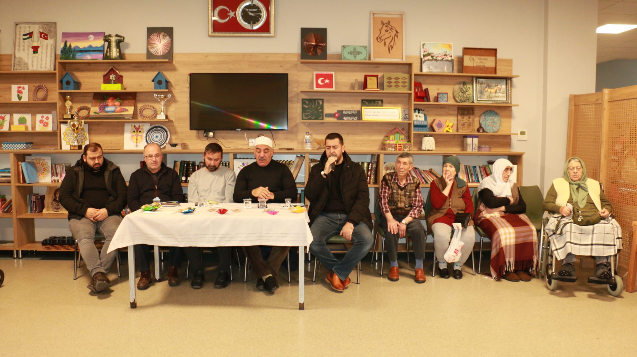 Hasan Öztimur Huzurevimizde Miraç Kandili sevinci