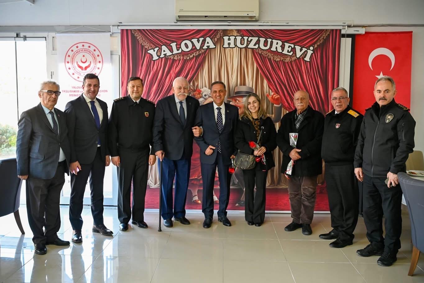 Valimiz Dr. Ahmet Hamdi Usta’dan Yalova Huzurevi’ne Ziyaret