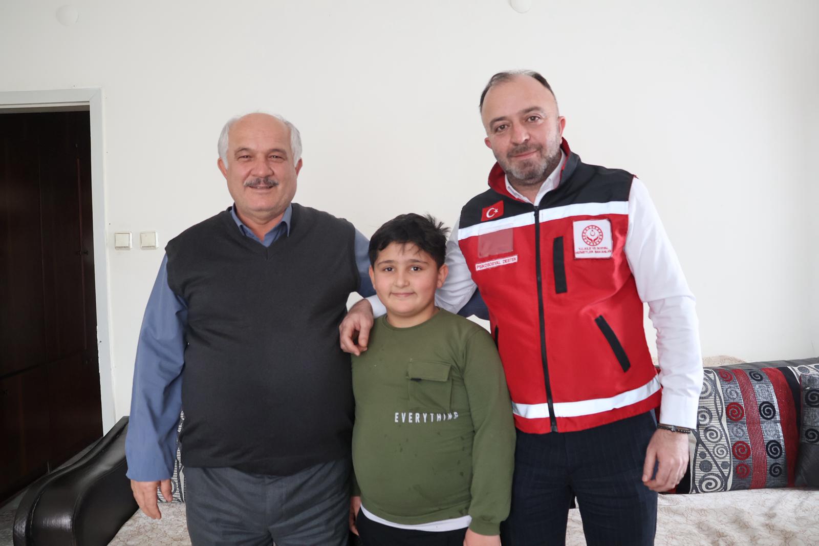 Kahraman Gazimize Anlamlı Ziyaret