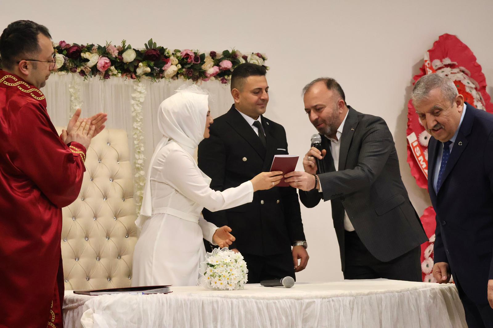 İl Müdürümüz Sayın Abdulhaluk LONGA, Şengül KAYA ve Bilal DOĞANAY’ın Nikâh Merasimine Şahitlik Etti