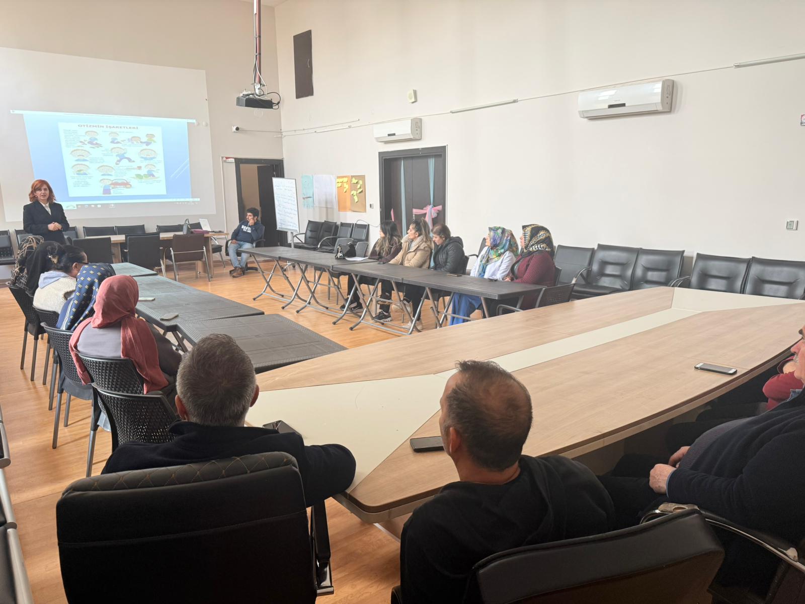 Safvan ÇES’te Otizm Farkındalık Eğitimi Gerçekleştirdik