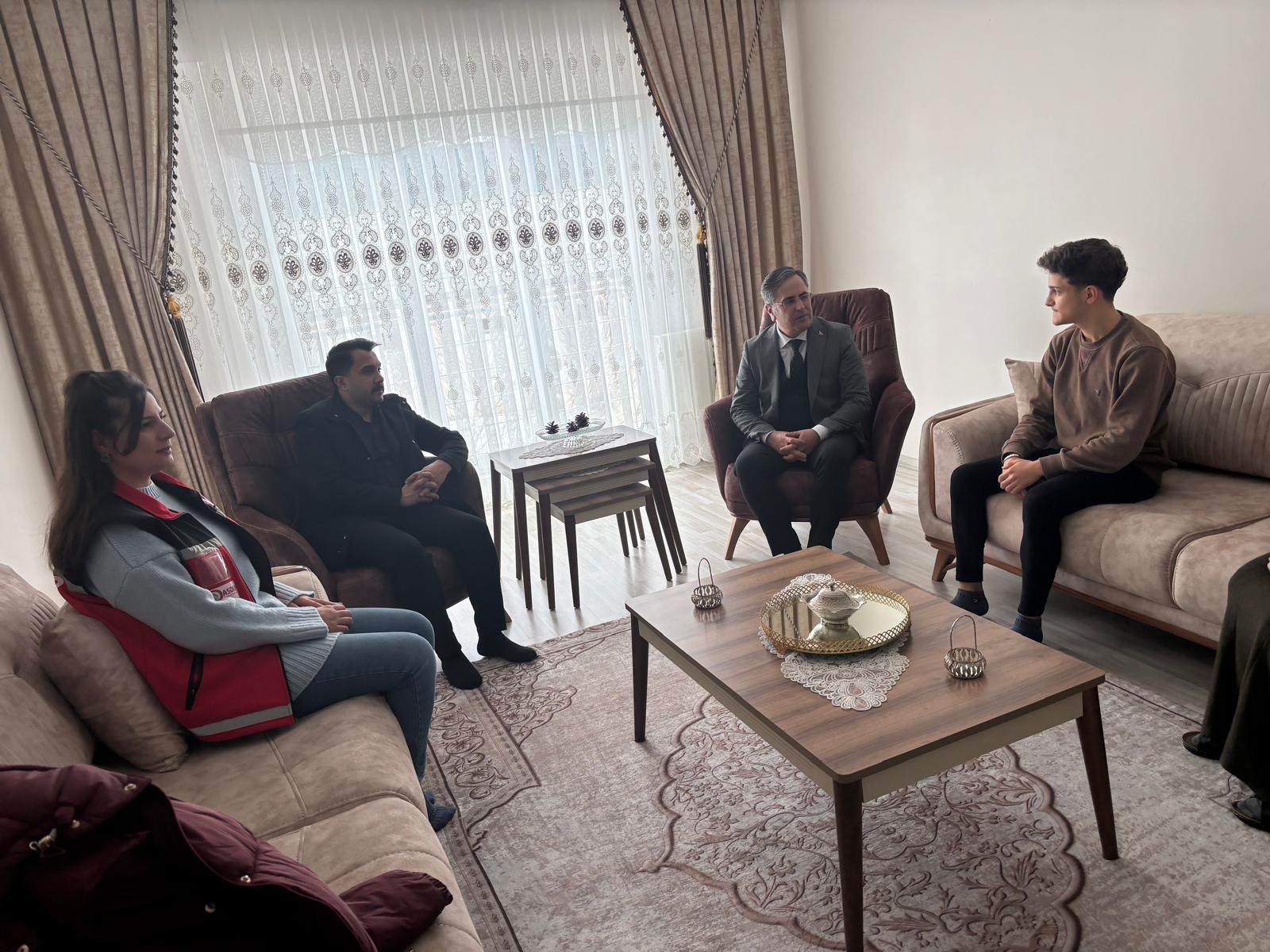  “Ailemiz Geleceğimiz” Diyerek Hane Ziyaretlerimizi Sürdürüyoruz...