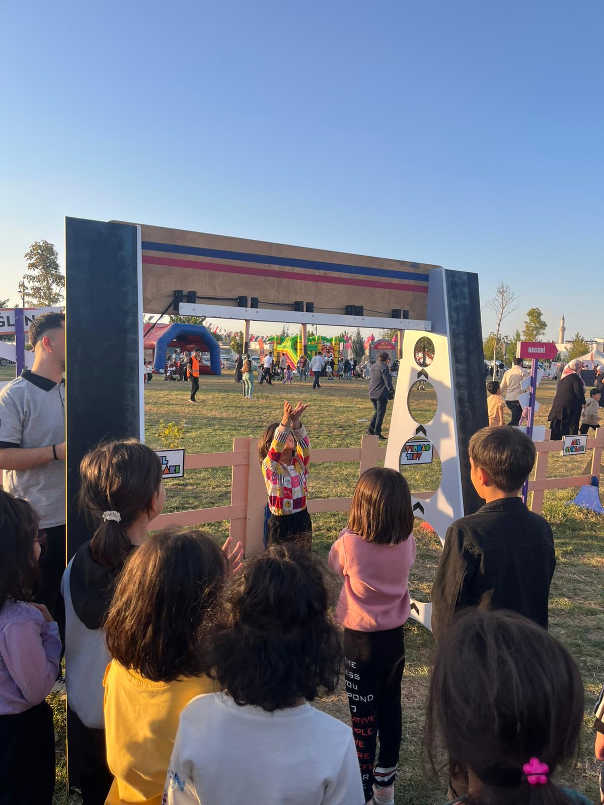 Kültür Yolu Festivali kapsamında düzenlenen çocuk atölye çalışmalarına, kurum bakımında bulunan çocuklarımız da katılım sağladı.
