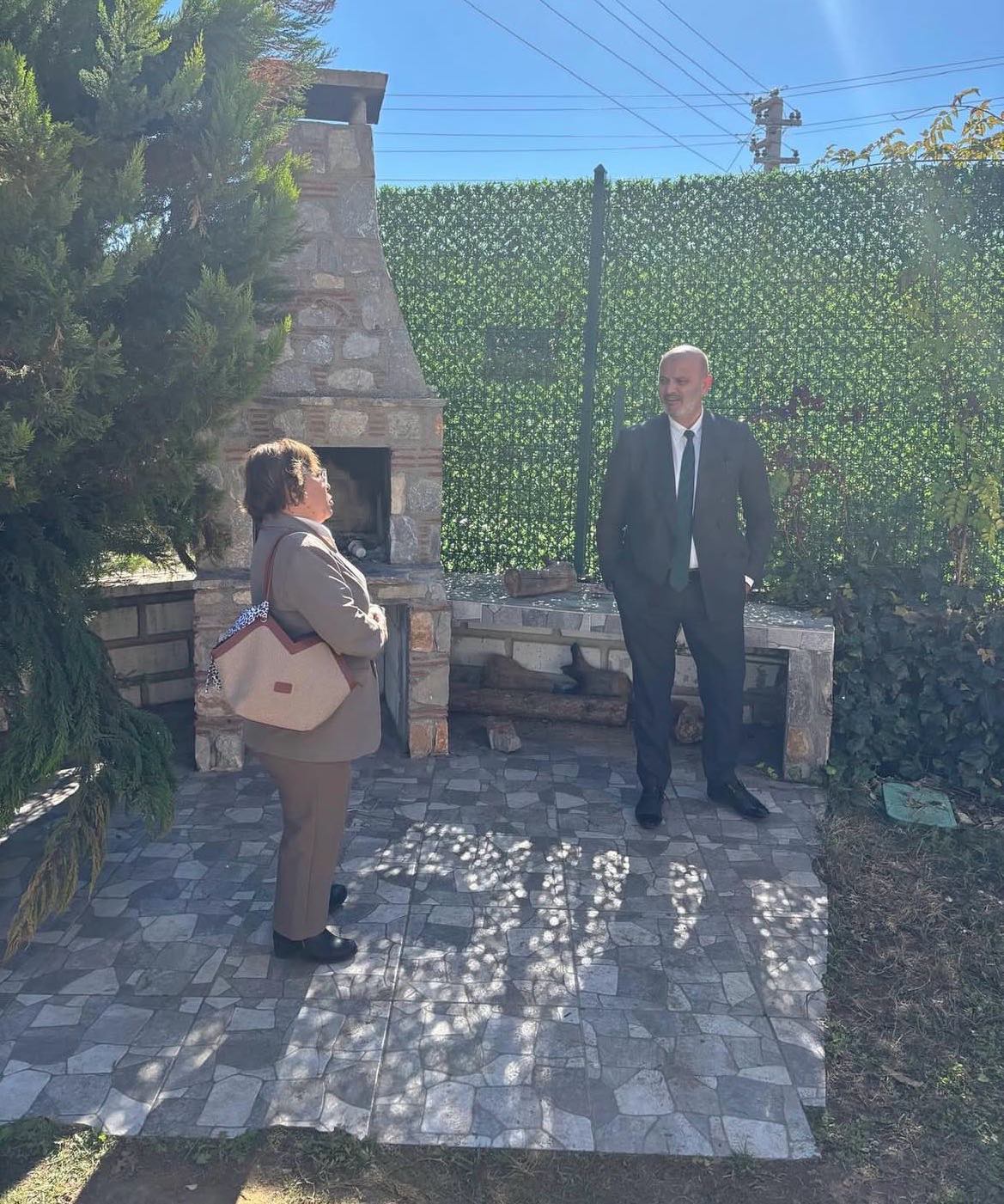 İl Müdürümüz Yakup KÜTÜK, İlk Kabul Muğla Çocuk Evleri Sitesi Müdürlüğünü ziyaret ederek kuruluşun işleyişi ve yürütülen çalışmalar hakkında yerinde incelemelerde bulundu.