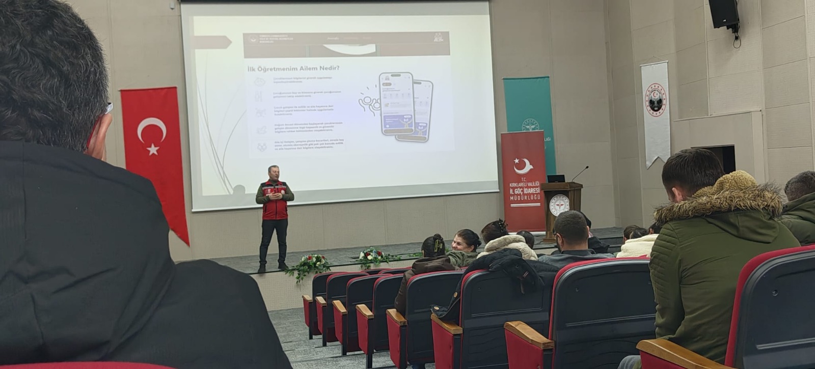 İl Müdürlüğümüz Eğitim Birimi tarafından Kırklareli İl Göç İdaresi Personeline İlk Öğretmenim Ailem Uygulamasının tanıtımı ve kullanımına yönelik eğitim gerçekleştirildi.