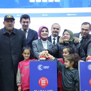 Aile ve Sosyal Hizmetler Bakanımız Göktaş, Afyonkarahisar'da TOKİ kura çekilişinde konuştu: - fotoğraf 10