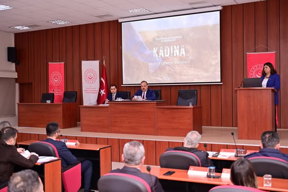 Valimiz Sayın Yakup Canbolat başkanlığında, Kadına Yönelik Şiddetle Mücadele İl Koordinasyon, İzleme ve Değerlendirme Komisyonu Toplantısı