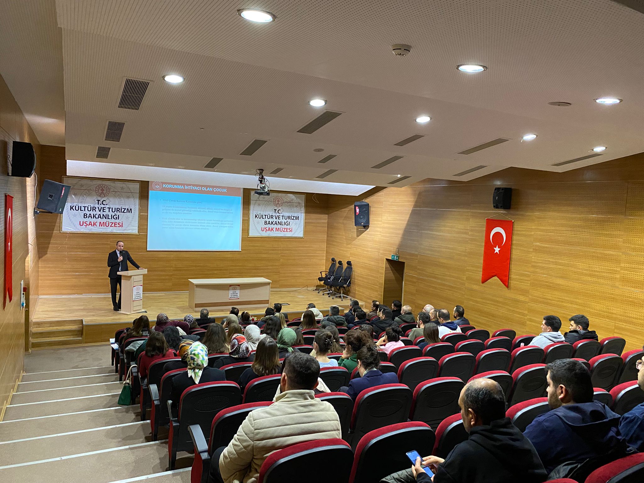 Koruyucu Aile Hizmetlerin Yaygınlaştırılması