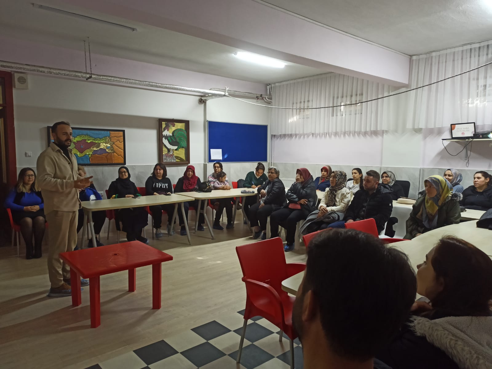 Aile Eğitim Programı Kapsamında Velilere Yönelik Eğitim Gerçekleştirildi