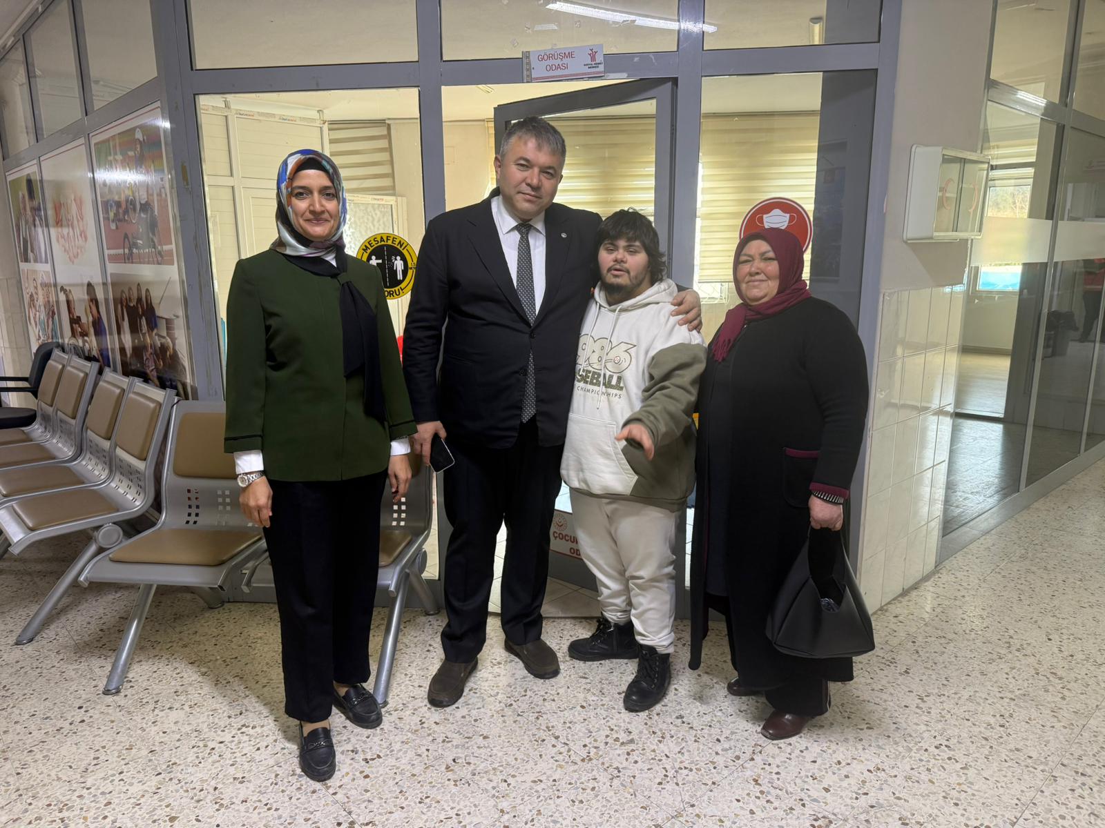 İl Müdürümüzden Kadirli Sosyal Hizmet Merkezi’ne Ziyaret