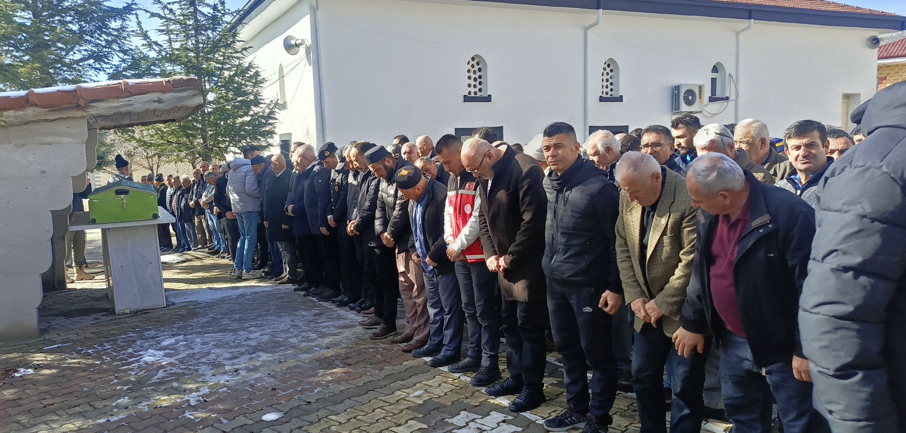 Şehit Kasım Poyraz'ın değerli abisi Ali Poyraz vefat etti.