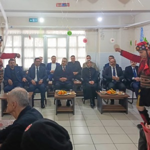 Özel Gereksinimli Gençlerimiz Sayın Valimizi Misafir Ettiler - fotoğraf 1