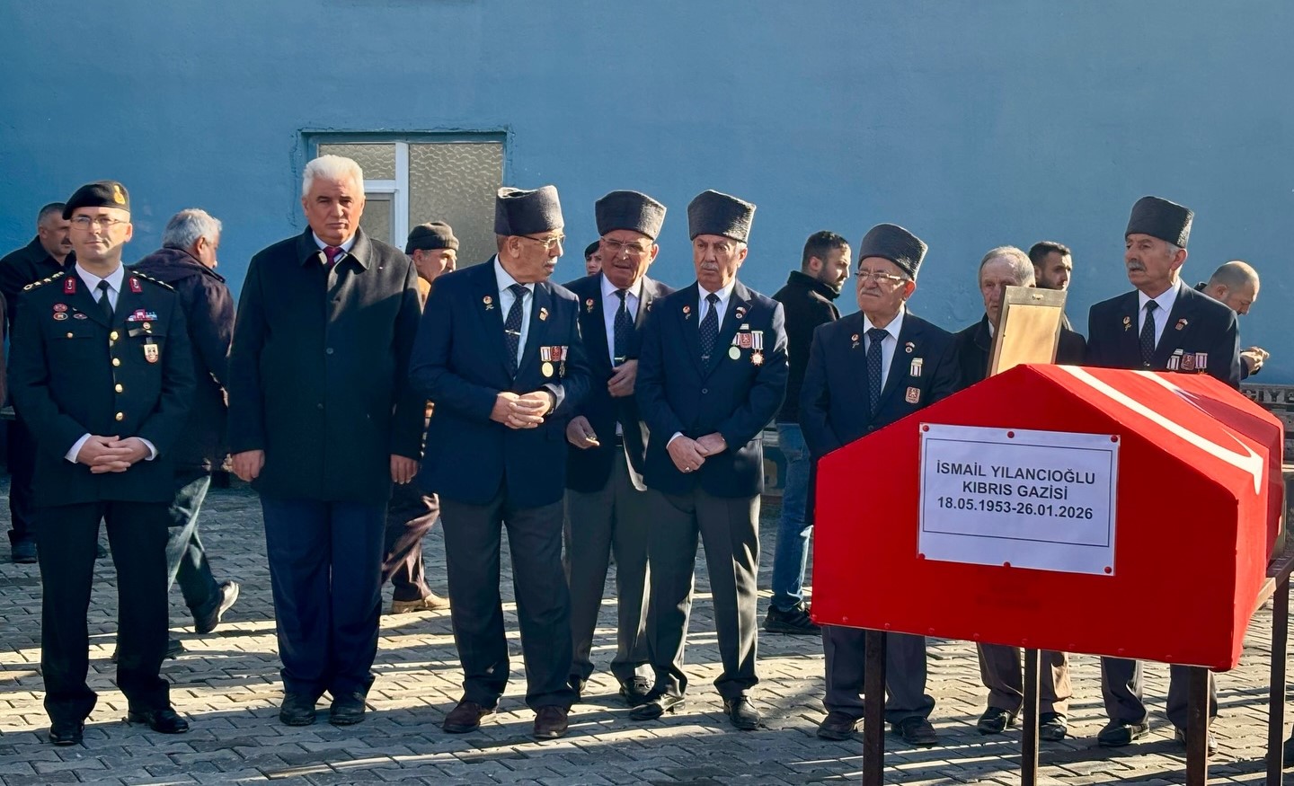 Kıbrıs Gazimiz İsmail Yılancıoğlu, Yapılan Askeri Törenle Ebediyete Uğurlandı