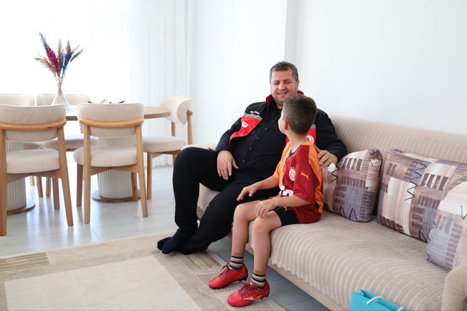 6 Ekim Dünya Serebral Palsi Farkındalık Günü Dolayısıyla İl Müdürümüz Serdar Demirci Serebral Palsi Tanısı Bulunan Kıymetli Çocuğumuzu ve Değerli Ailesini Evinde Ziyaret Etti.