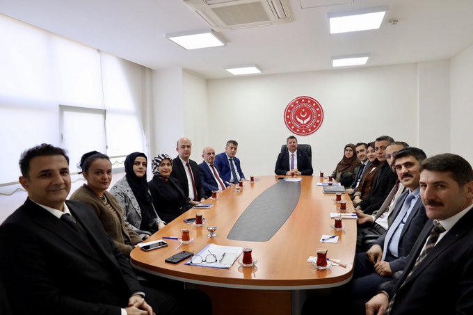 İl Müdürümüz Serdar Demirci başkanlığında, İl Müdür Yardımcılarımız, Şube Müdürlerimiz ve Kuruluş Müdürlerimizin Katılımıyla İl Koordinasyon ve Değerlendirme Toplantısı Gerçekleştirildi.