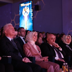 Aile ve Sosyal Hizmetler Bakanımız Göktaş, "Halkbank Üreten Kadınlar Yarışması Ödül Töreni"nde konuştu - fotoğraf 4