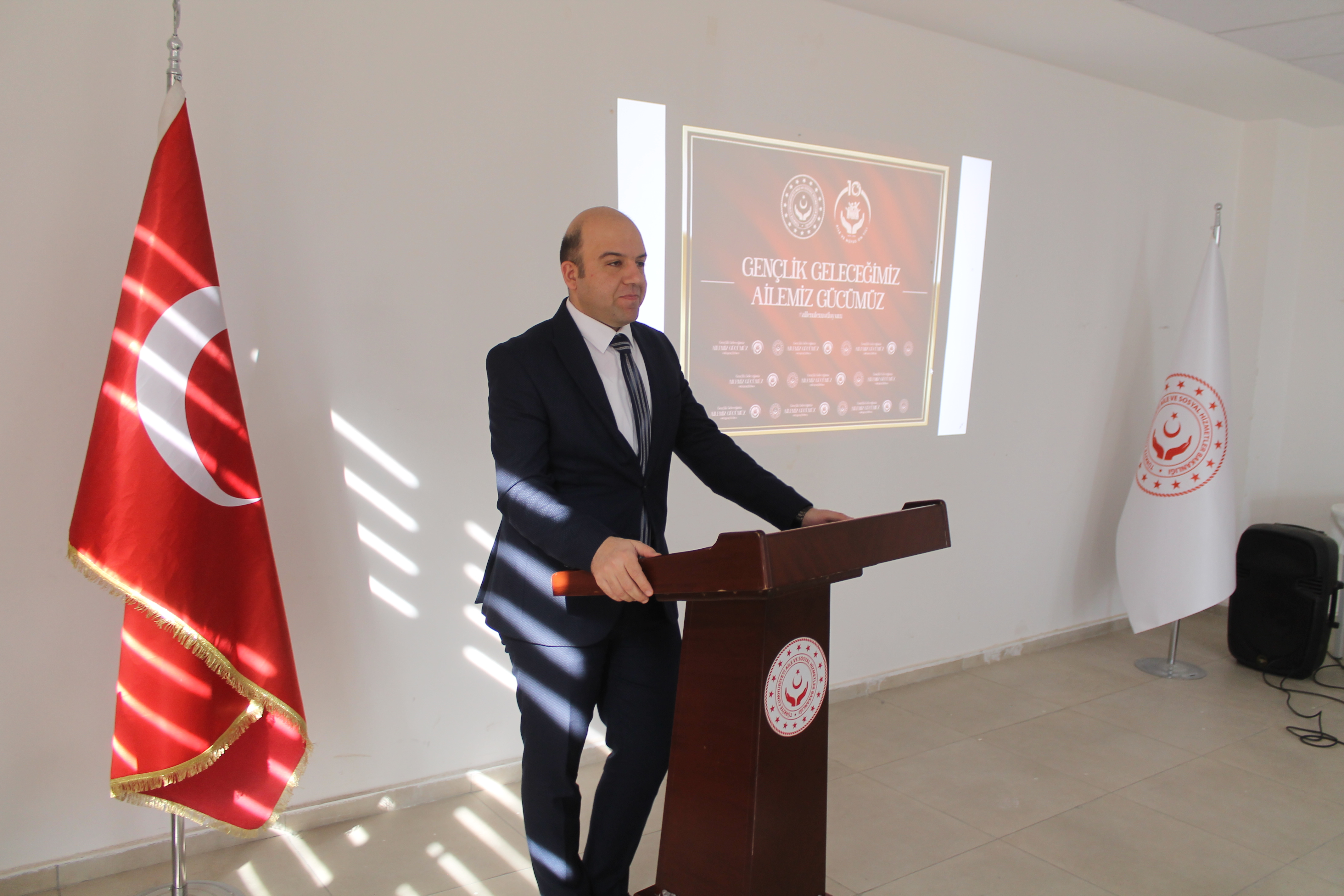 Aile Temelleri Sağlam Atılıyor: Genç Çiftlere Rehberlik Programı Düzenlendi