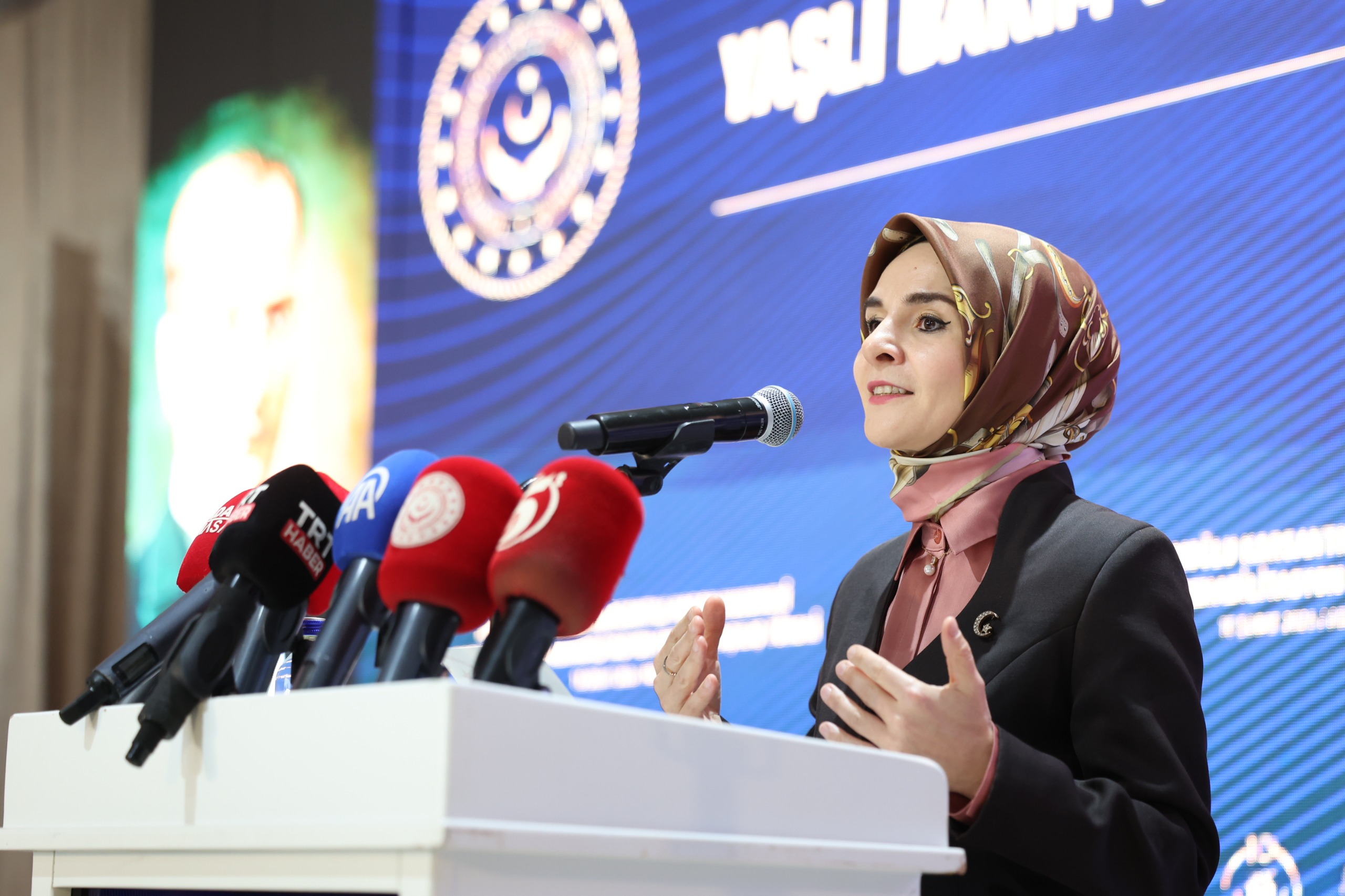 Aile ve Sosyal Hizmetler Bakanımız Göktaş, Adana'da huzurevi açılışında konuştu: