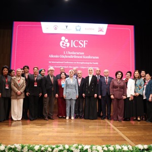 Bakanımız Göktaş, 1. Uluslararası Ailenin Güçlendirilmesi Konferansı Kapanış Oturumu'nda konuştu: - fotoğraf 2