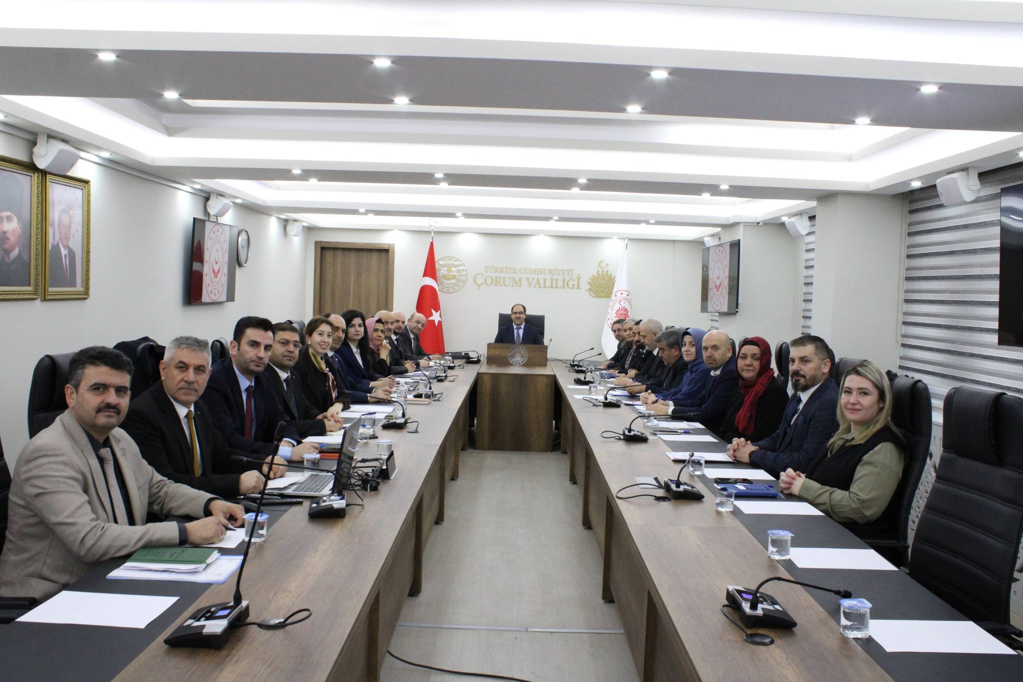 İl Müdürlüğümüze bağlı kuruluş müdürlerimizle aylık istişare ve değerlendirme toplantısı gerçekleştirildi.