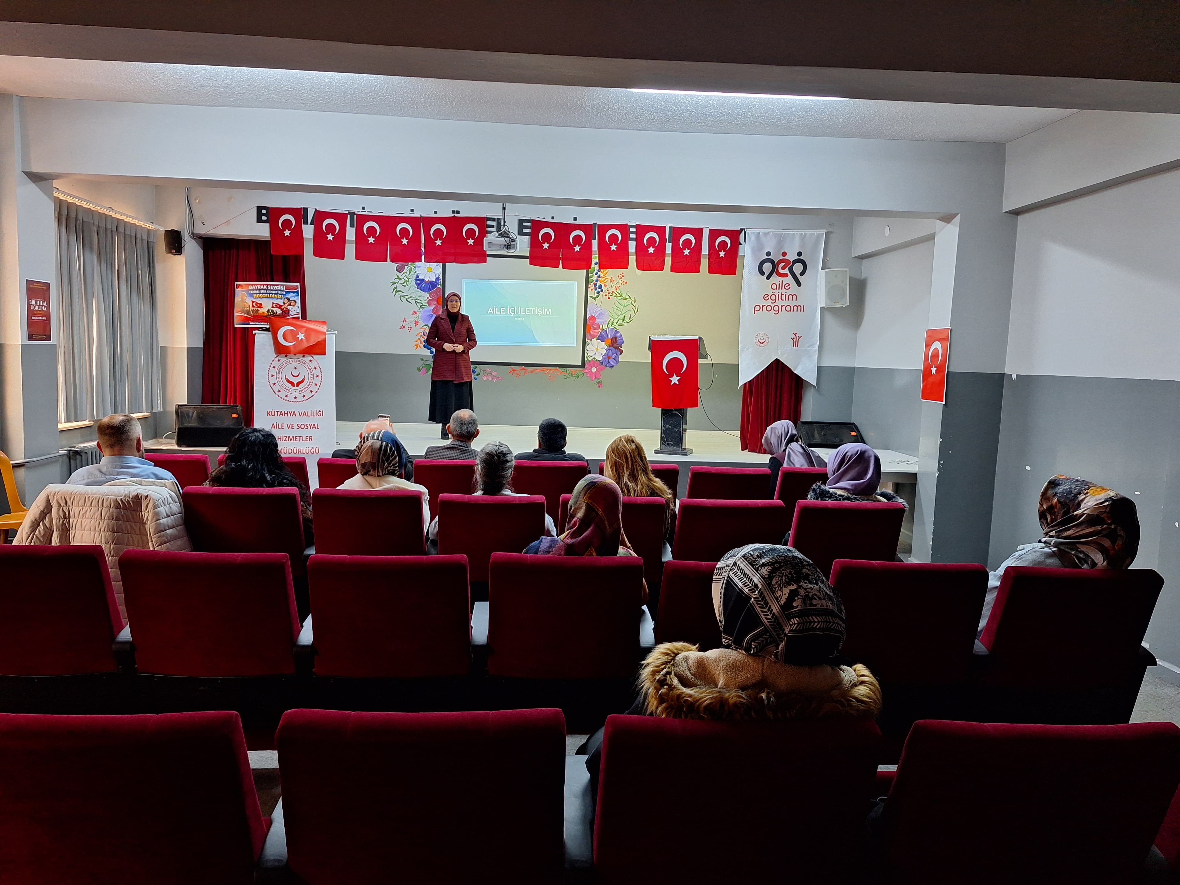 AEP Kapsamında Velilere ve Kadınlara Yönelik Eğitimler Gerçekleştirildi