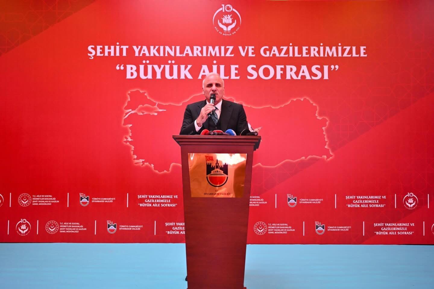 “Büyük Aile Sofrası” İftar Programında Şehit Yakınlarımız ve Gazilerimizle Bir Araya Gelindi